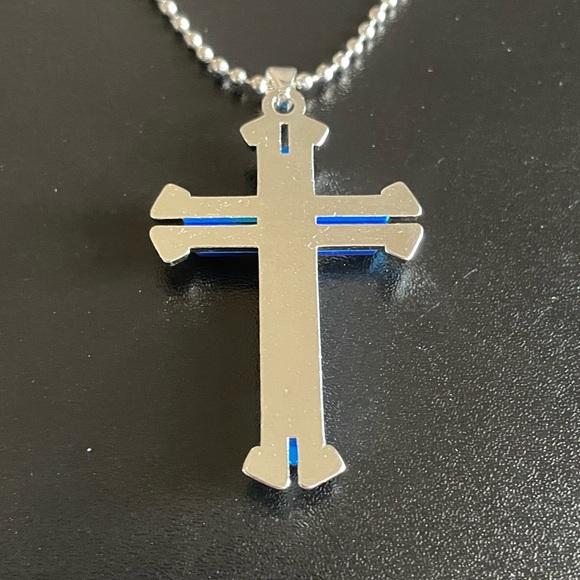 Blue silver cross necklace for men - Picture 8 of 9